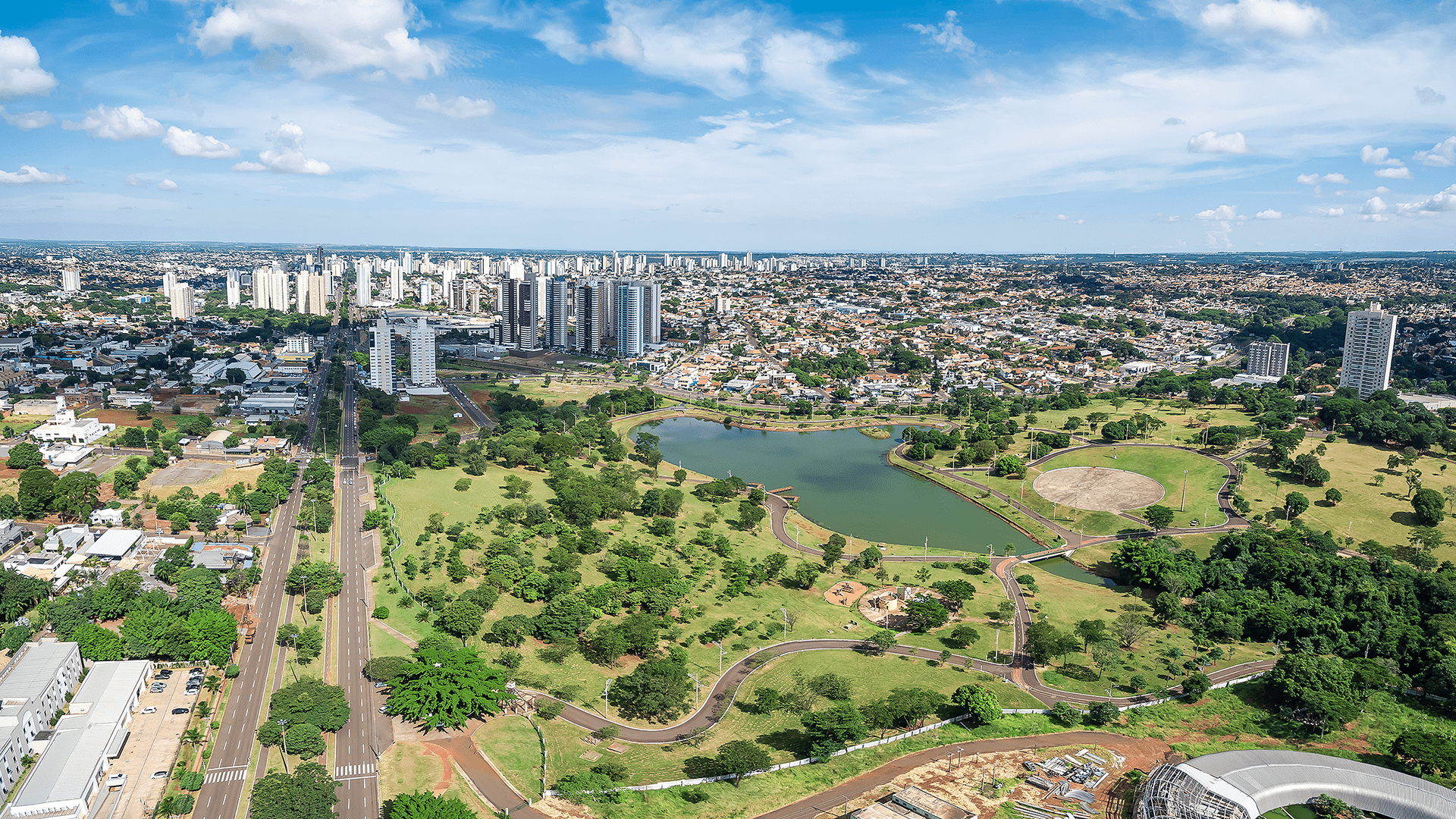 Aerial view of the city of Los Angeles in Campo Grande, Brazil